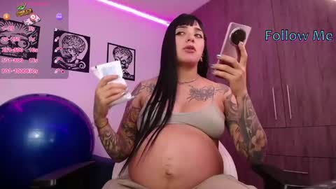 Snapshot of angela_lauren chatting on May 20, 11:11 pm Angela online show from May 20, 11:11 pm