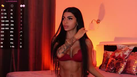 Angela online show from November 26, 1:56 pm