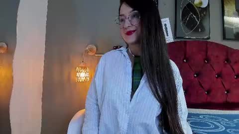 Snapshot of angela_nix chatting on July 22, 3:15 pm angela_nix online show from July 22, 3:15 pm