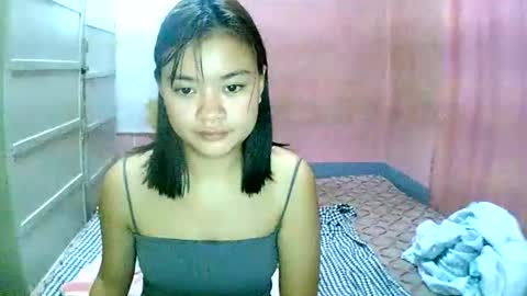 Snapshot of angela_rose12345 chatting on February 1, 11:58 pm angela_rose12345 online show from February 1, 11:58 pm