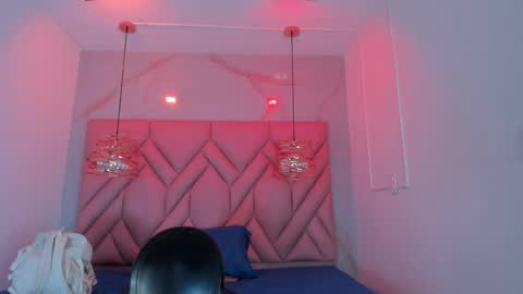 ANGELA online show from April 21, 12:00 pm