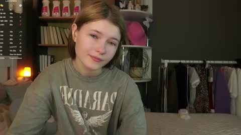 Snapshot of angelabalay chatting on February 9, 11:58 am Mary online show from February 9, 11:58 am