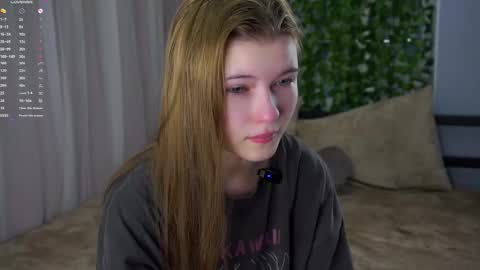 Snapshot of angelabalay chatting on February 23, 12:46 pm Mary online show from February 23, 12:46 pm