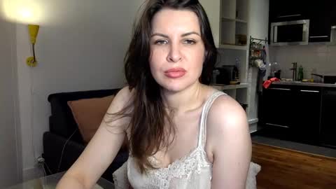 Snapshot of angeladarkk chatting on January 30, 8:42 pm Angela online show from January 30, 8:42 pm