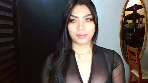 Snapshot of angeladrew73 chatting on February 5, 8:25 pm Angela online show from February 5, 8:25 pm
