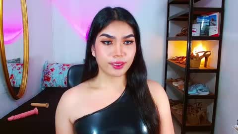Snapshot of angeladrew73 chatting on March 2, 10:14 am Angela online show from March 2, 10:14 am