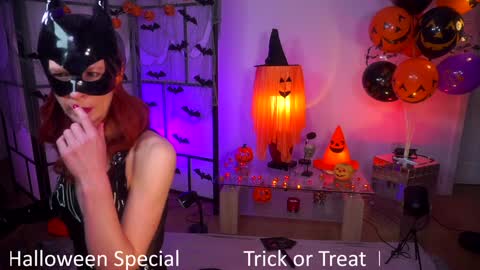 Snapshot of angelandfairieskink chatting on October 26, 5:02 am Aimi Selena  Daisy online show from October 26, 5:02 am