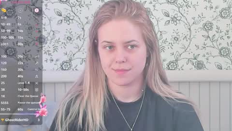 Darsi Anty online show from April 2, 3:42 pm