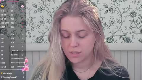 Darsi Anty online show from April 20, 3:26 pm