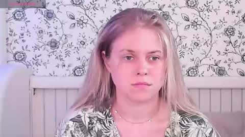 Snapshot of angelanty chatting on June 29, 5:02 pm Darsi Anty online show from June 29, 5:02 pm