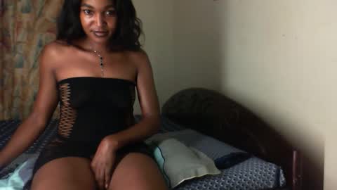 Snapshot of angelasplash chatting on April 26, 2:20 am angelasplash online show from April 26, 2:20 am