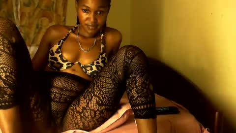 Snapshot of angelasplash chatting on May 10, 4:50 am angelasplash online show from May 10, 4:50 am
