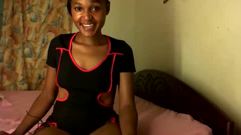 Snapshot of angelasplash chatting on May 11, 4:26 pm angelasplash online show from May 11, 4:26 pm