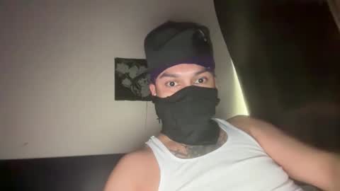 Snapshot of angelblancooo chatting on December 15, 11:42 pm angelblancooo online show from December 15, 11:42 pm