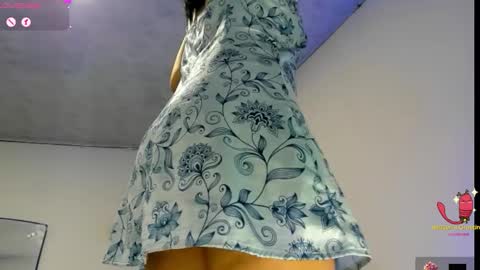 Snapshot of angelblue972344 chatting on December 19, 12:12 pm angel online show from December 19, 12:12 pm