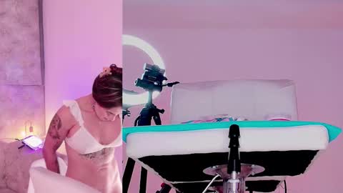 angel online show from March 22, 8:07 am