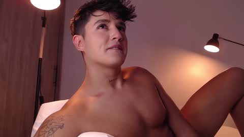 Snapshot of angelcossio chatting on February 16, 11:59 pm Angel online show from February 16, 11:59 pm