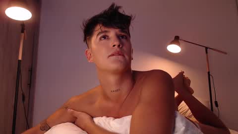 Snapshot of angelcossio chatting on March 6, 2:09 am Angel online show from March 6, 2:09 am