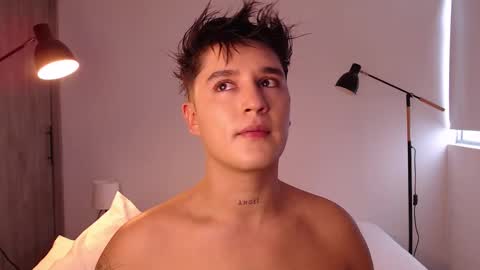 Snapshot of angelcossio chatting on October 26, 7:42 pm Angel online show from October 26, 7:42 pm