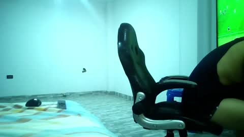 angeldavid90 online show from June 2, 9:39 pm