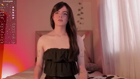 Snapshot of angelfiore chatting on January 18, 8:23 pm Angel Fiore online show from January 18, 8:23 pm