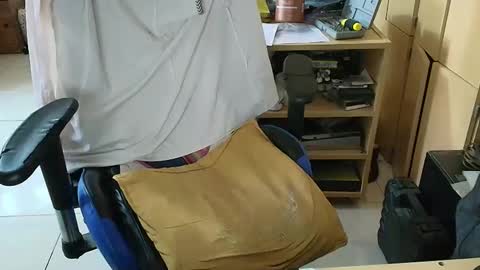 Snapshot of angelgarcia269 chatting on April 21, 3:07 pm angelgarcia269 online show from April 21, 3:07 pm