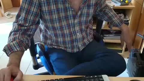 Snapshot of angelgarcia269 chatting on May 1, 1:05 pm angelgarcia269 online show from May 1, 1:05 pm