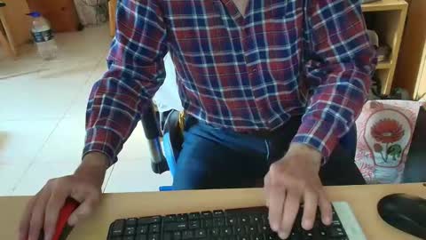 Snapshot of angelgarcia269 chatting on June 3, 12:08 pm angelgarcia269 online show from June 3, 12:08 pm