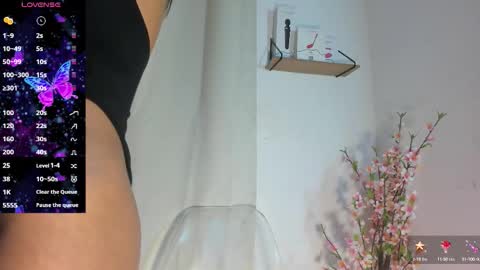 Snapshot of angeli_sexi chatting on September 14, 12:43 am Carolina online show from September 14, 12:43 am