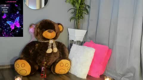 Snapshot of angeli_sexi chatting on September 25, 12:36 am Carolina online show from September 25, 12:36 am