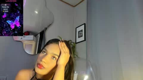 Snapshot of angeli_sexi chatting on September 28, 10:59 pm Carolina online show from September 28, 10:59 pm