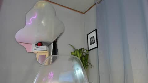 Snapshot of angeli_sexi chatting on October 2, 12:50 am Carolina online show from October 2, 12:50 am