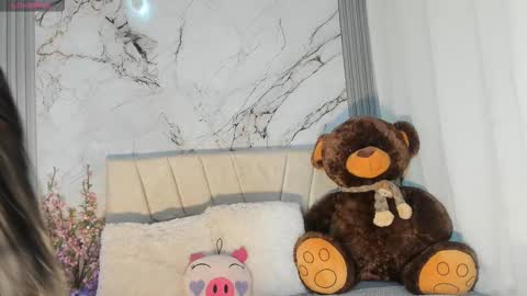 Snapshot of angeli_sexi chatting on October 4, 12:52 am Carolina online show from October 4, 12:52 am