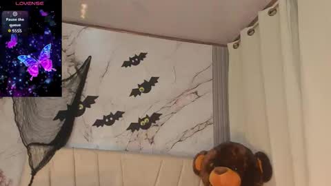 Snapshot of angeli_sexi chatting on October 25, 1:13 am Carolina online show from October 25, 1:13 am