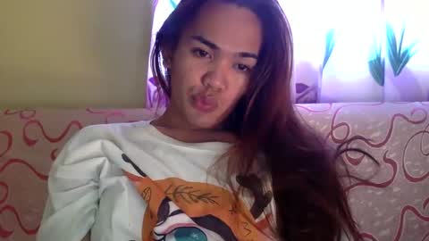 Snapshot of angelic_slutxx chatting on December 24, 6:33 am Yhanna online show from December 24, 6:33 am