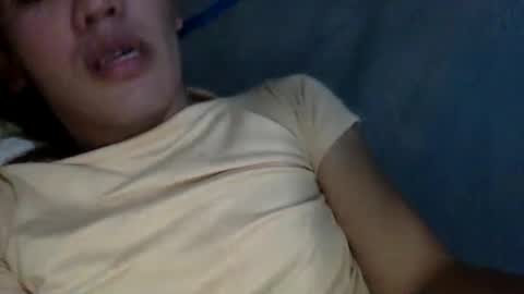 Snapshot of angelic_slutxx chatting on December 29, 1:06 pm Yhanna online show from December 29, 1:06 pm