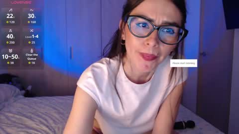 Angelica  online show from April 19, 6:10 pm