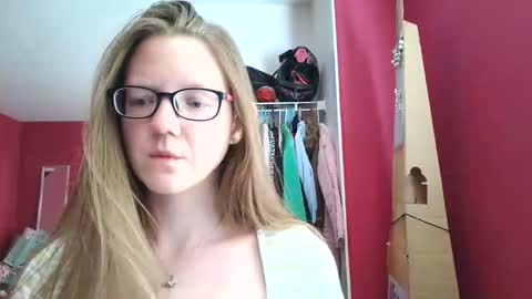 AngelicAngel online show from March 28, 9:58 pm