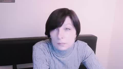 Snapshot of angelinalov_ chatting on January 15, 10:17 am Angelina online show from January 15, 10:17 am
