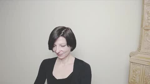 Snapshot of angelinalov_ chatting on February 26, 7:31 am Angelina online show from February 26, 7:31 am