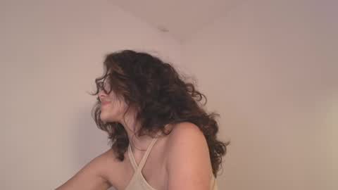   online show from April 28, 11:32 pm