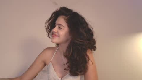   online show from May 1, 12:04 am