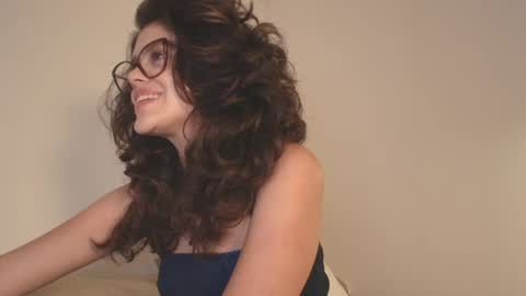   online show from May 4, 2:07 am