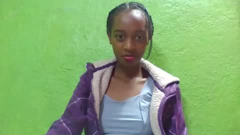 angeline221173 online show from March 18, 3:42 am