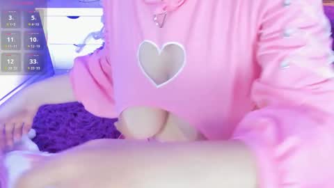 angeline online show from December 17, 12:44 pm