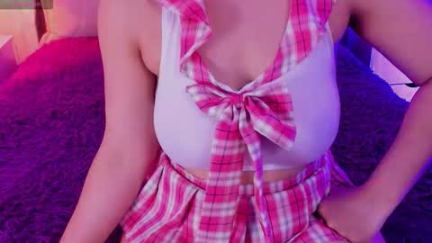 Snapshot of angeline__cute chatting on February 11, 12:21 pm angeline online show from February 11, 12:21 pm