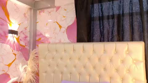 angeline_scot online show from May 4, 12:45 pm