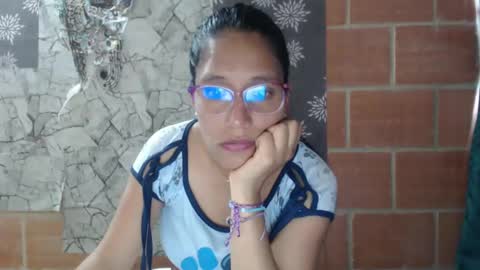angela online show from February 20, 12:25 pm
