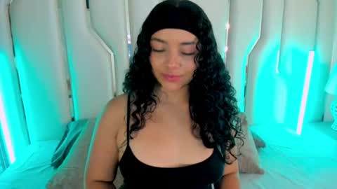 Snapshot of angelitafrodita chatting on July 2, 10:32 am A F R O D I T A online show from July 2, 10:32 am