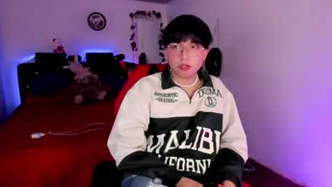 Angel  online show from June 11, 2:53 am
